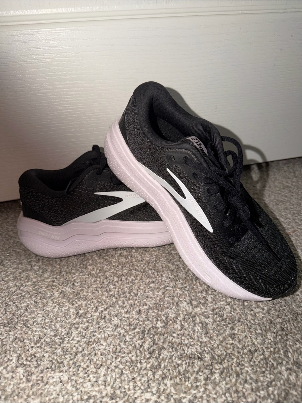 Brooks Ghost Max 2 Running Sneakers